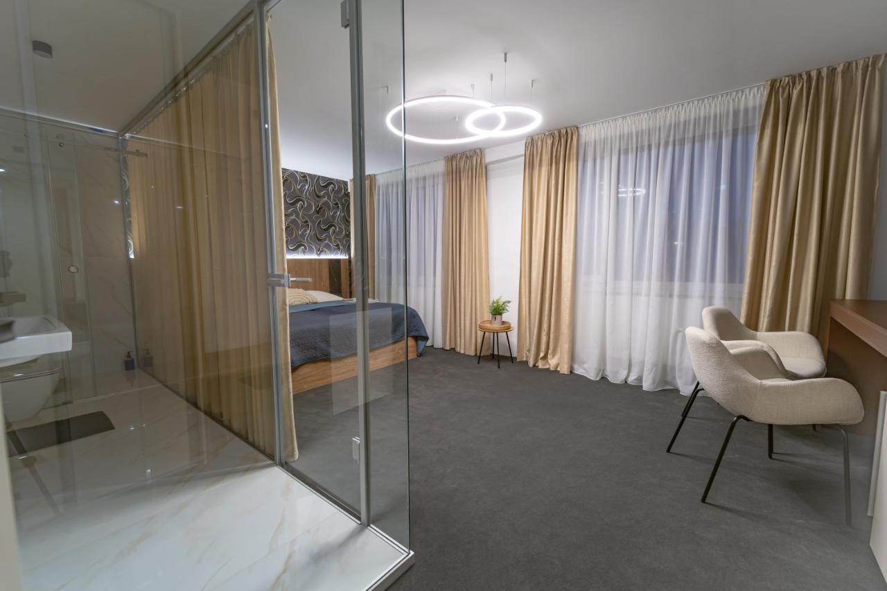 Hotel Zemplin Требішов Екстер'єр фото