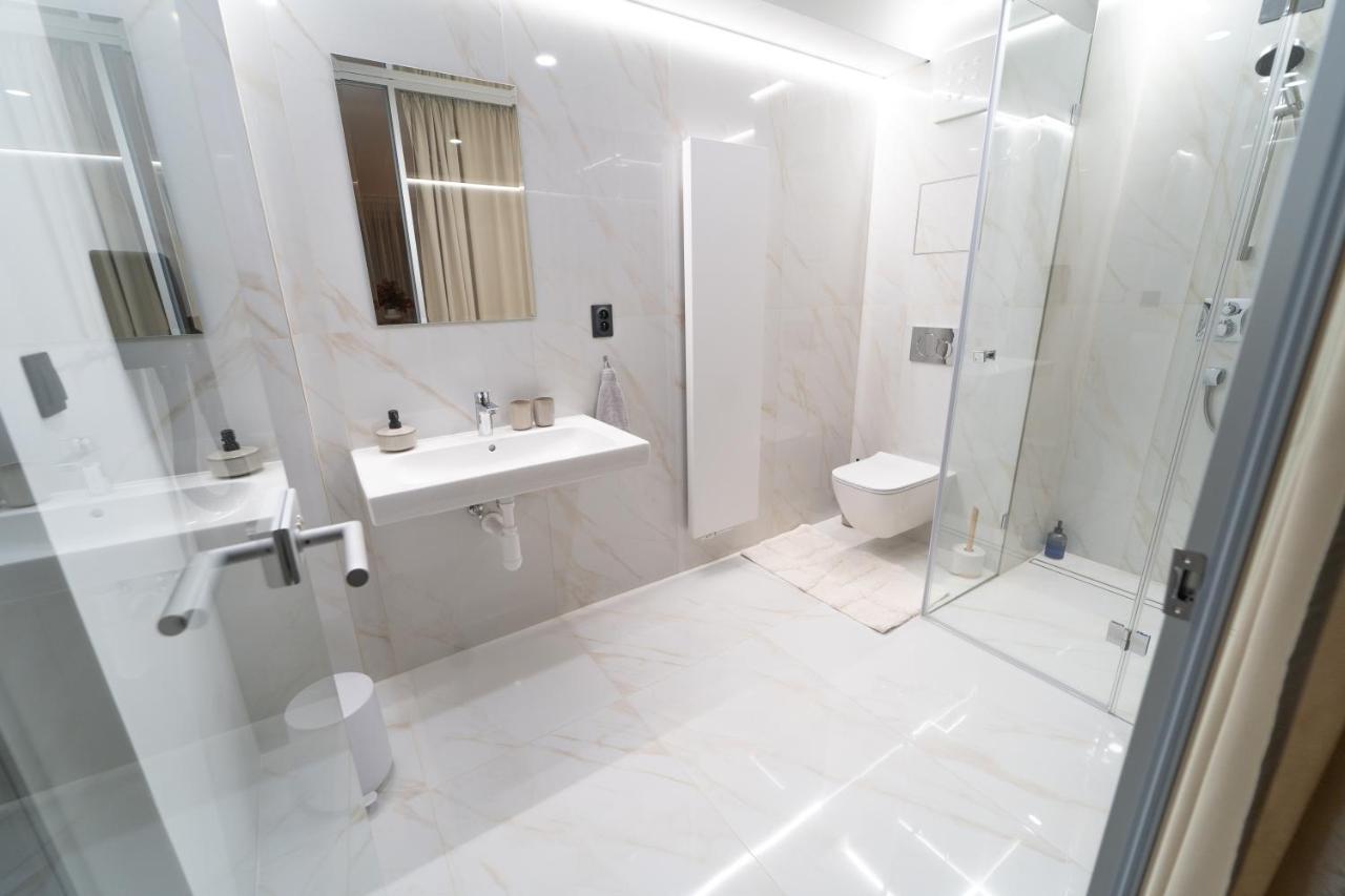 Hotel Zemplin Требішов Екстер'єр фото